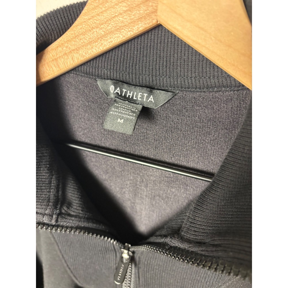 Athleta Cozy Karma 1/2 Zip Sweatshirt Black Pullover Fleece S/414895 - Picture 2 of 5